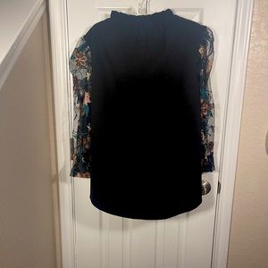 Stem Vine Black Sheer Embroidered Floral Sleeves Size 3X